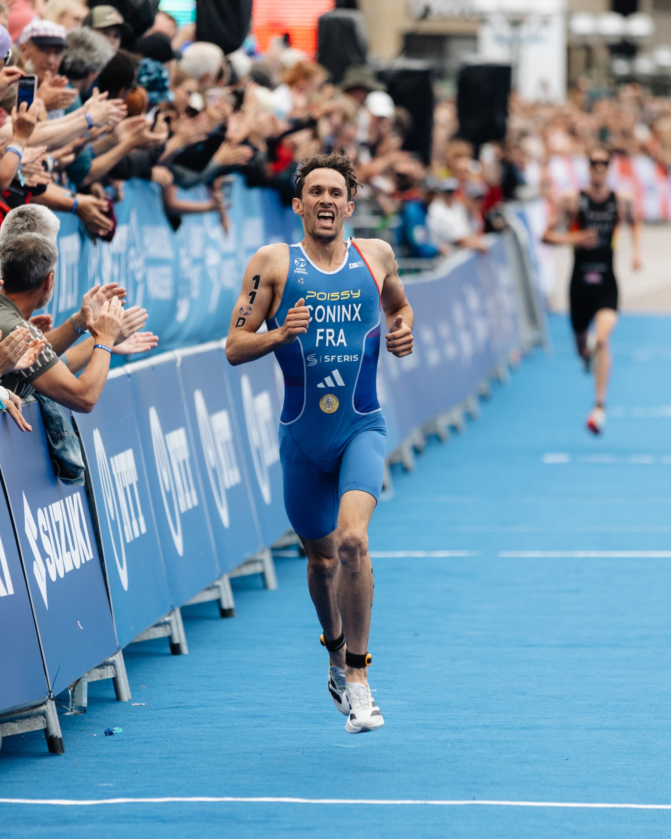 Dorian Coninx à l'arrivée du relais mixte