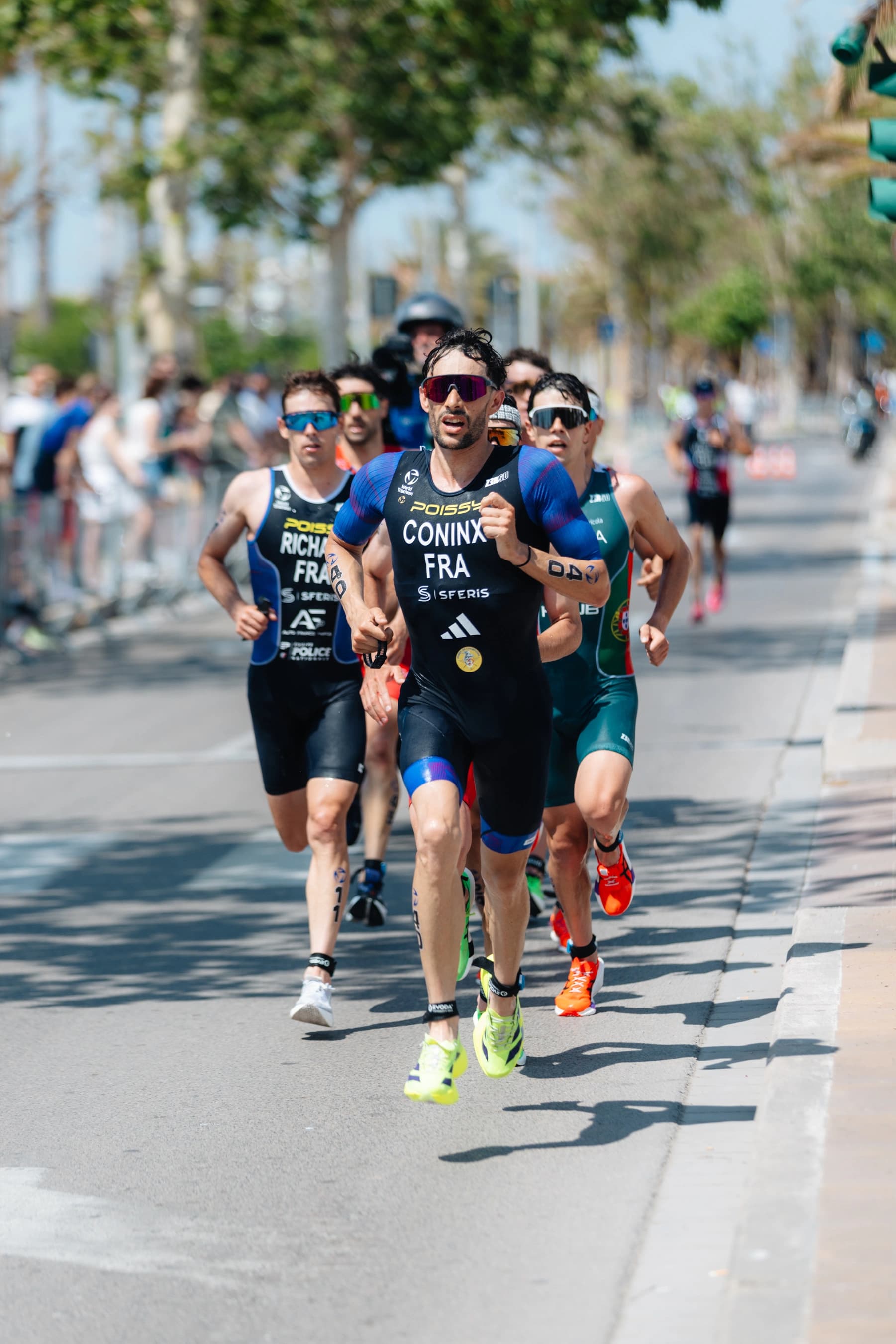 Moment de course capturé par PUUR Agence à Alghero