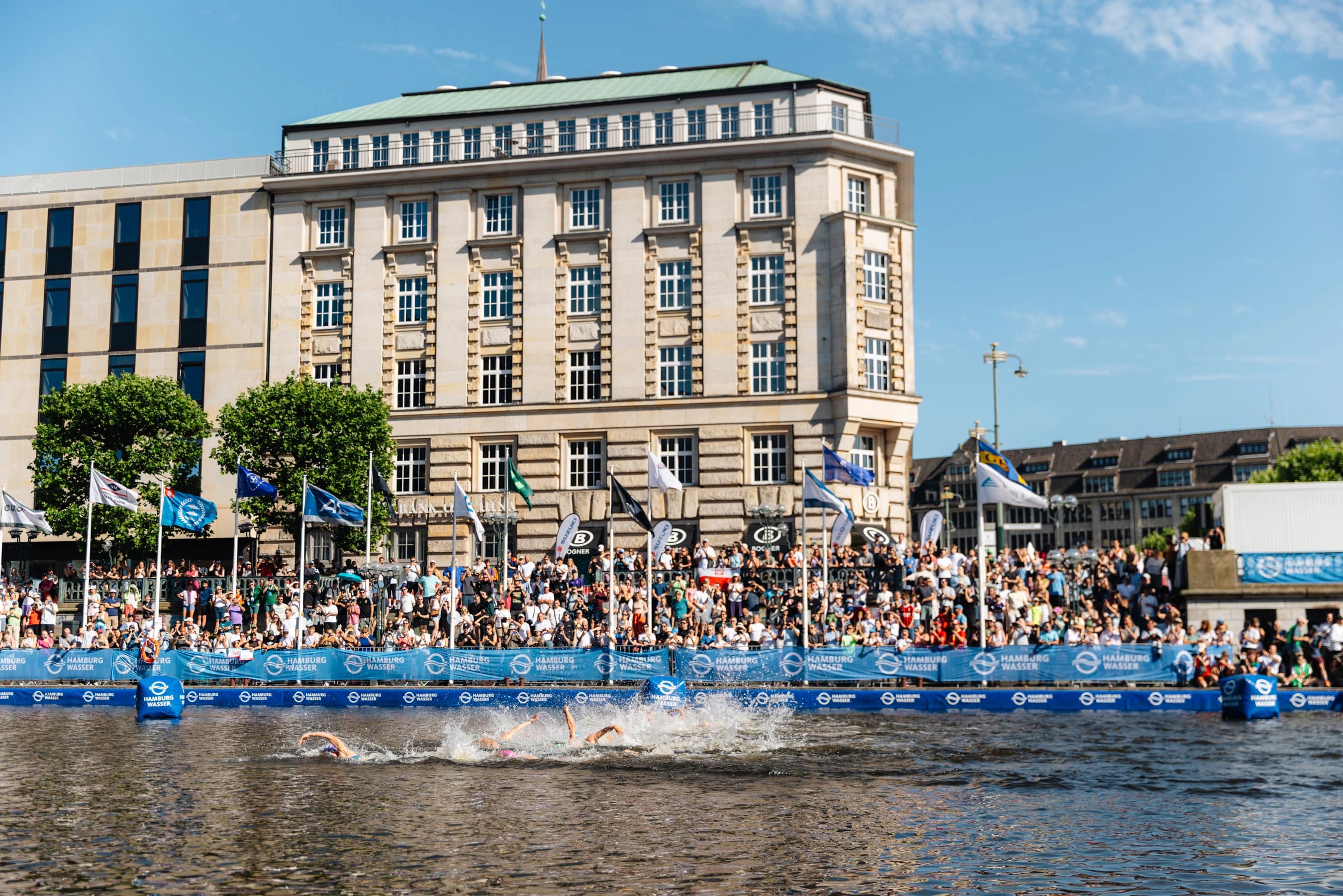 Athlètes français en action lors du WTCS Hambourg 2026