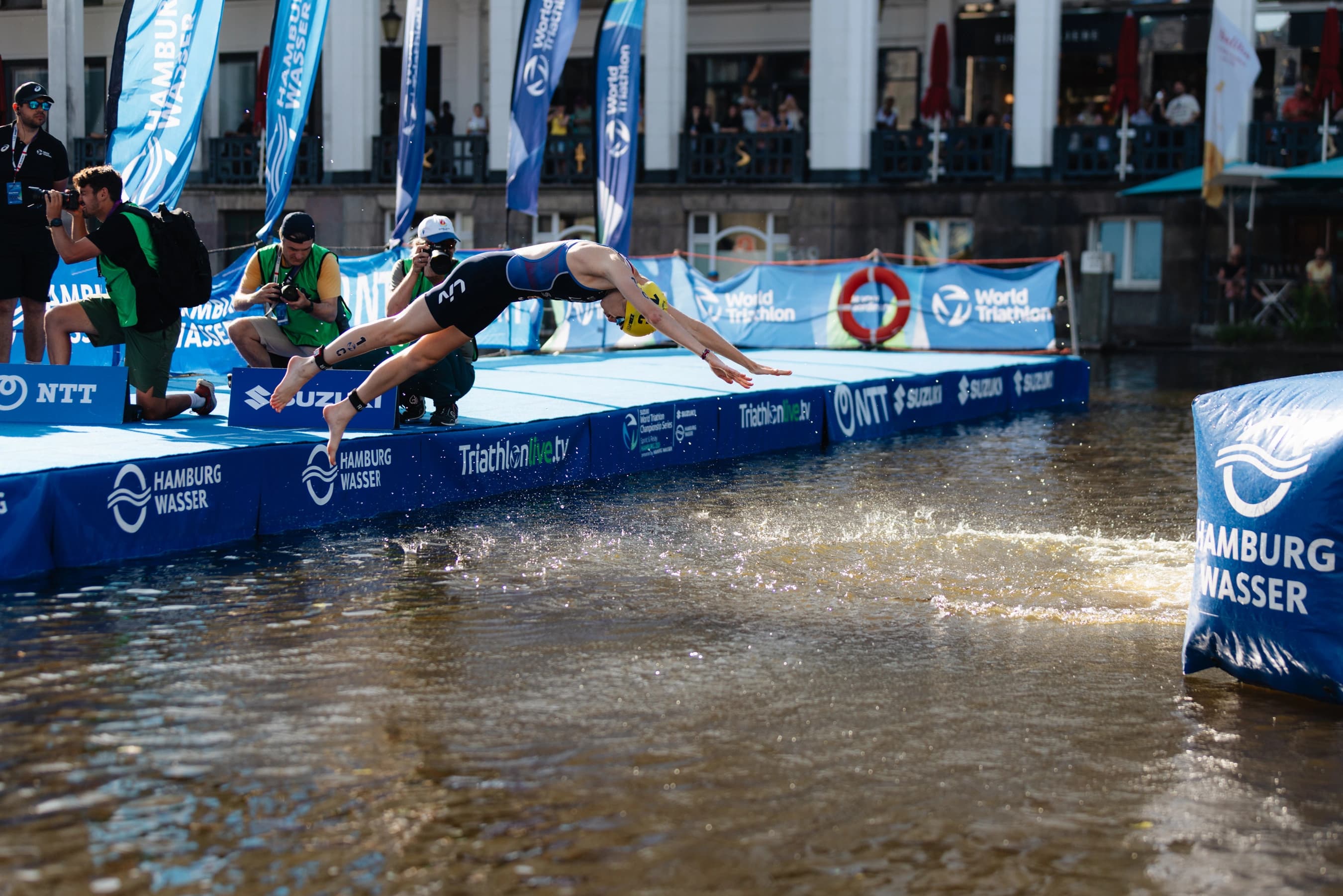 Léonie Périault en tête de course à Hambourg